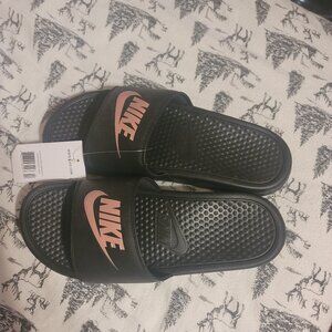 Nike slides